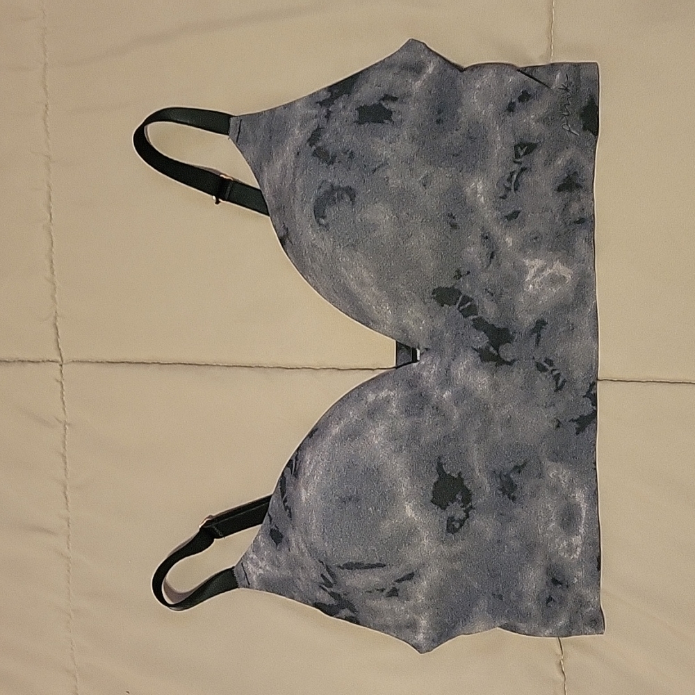PINK wireless push-up bra